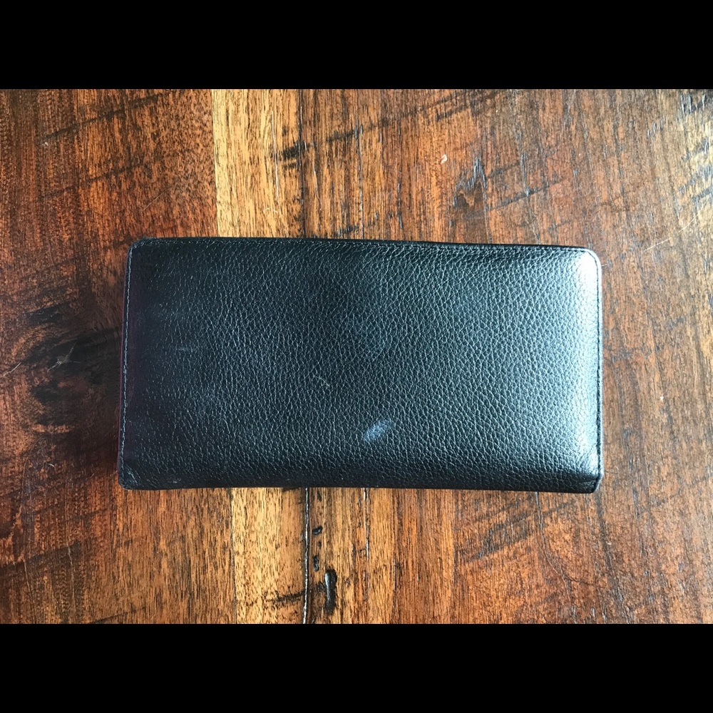 Black wallet